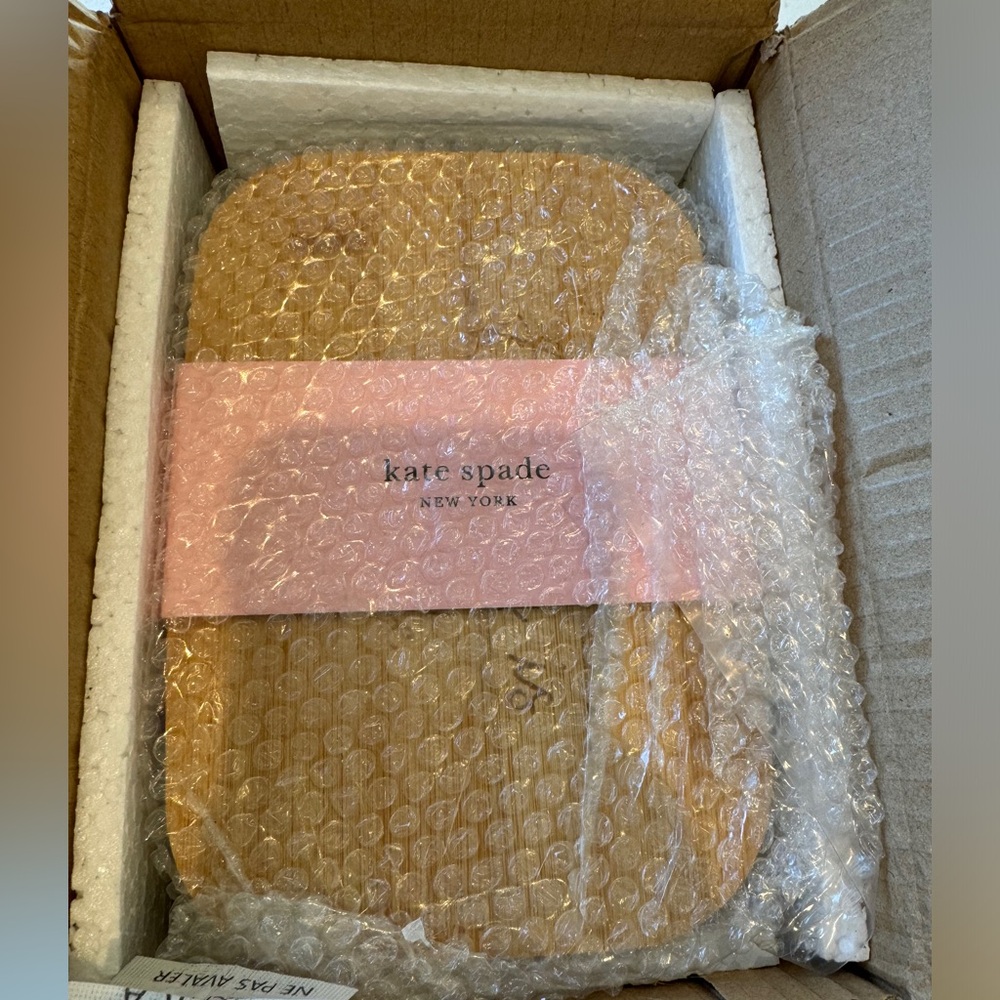 ♠️ Kate Spade Cherry Bento Box set 🍒 - Picture 2 of 10